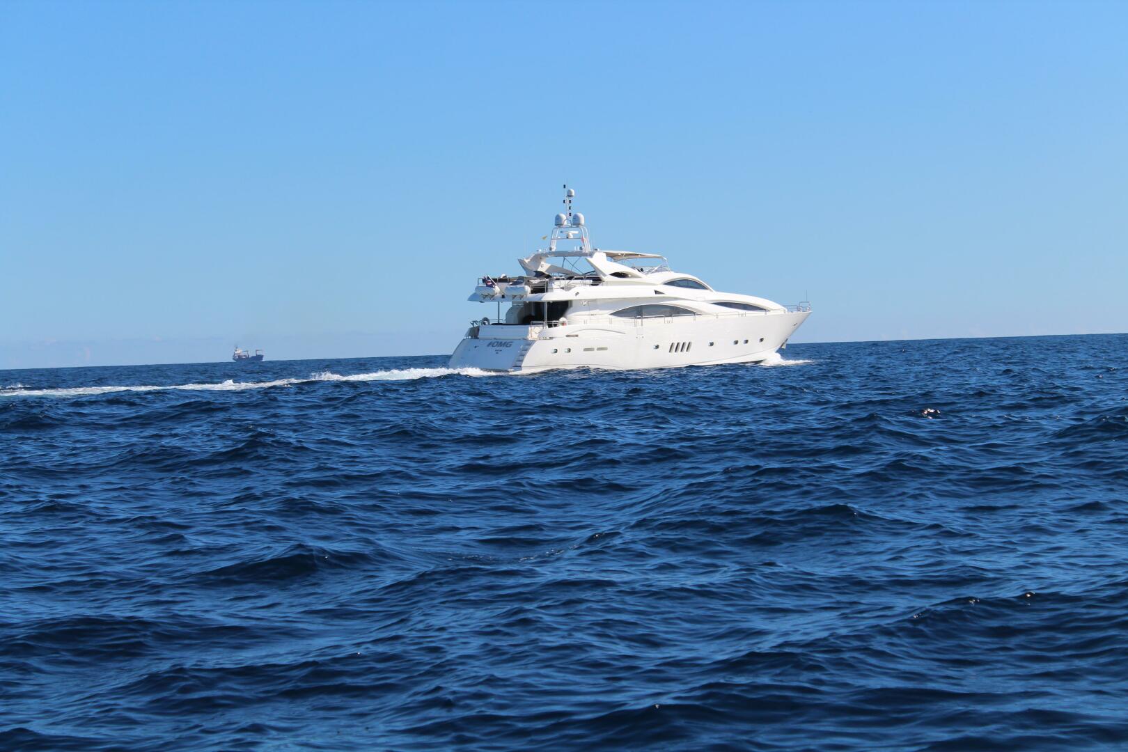 Sunseeker-Manhattan 2002-OMG Miami-Florida-United States-5979006 | Thumbnail