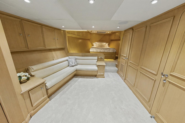 Broward 2002-SAVOIR-FAIRE Fort Lauderdale-Florida-United States-5978848