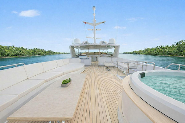 Broward 2002-SAVOIR-FAIRE Fort Lauderdale-Florida-United States-5978862