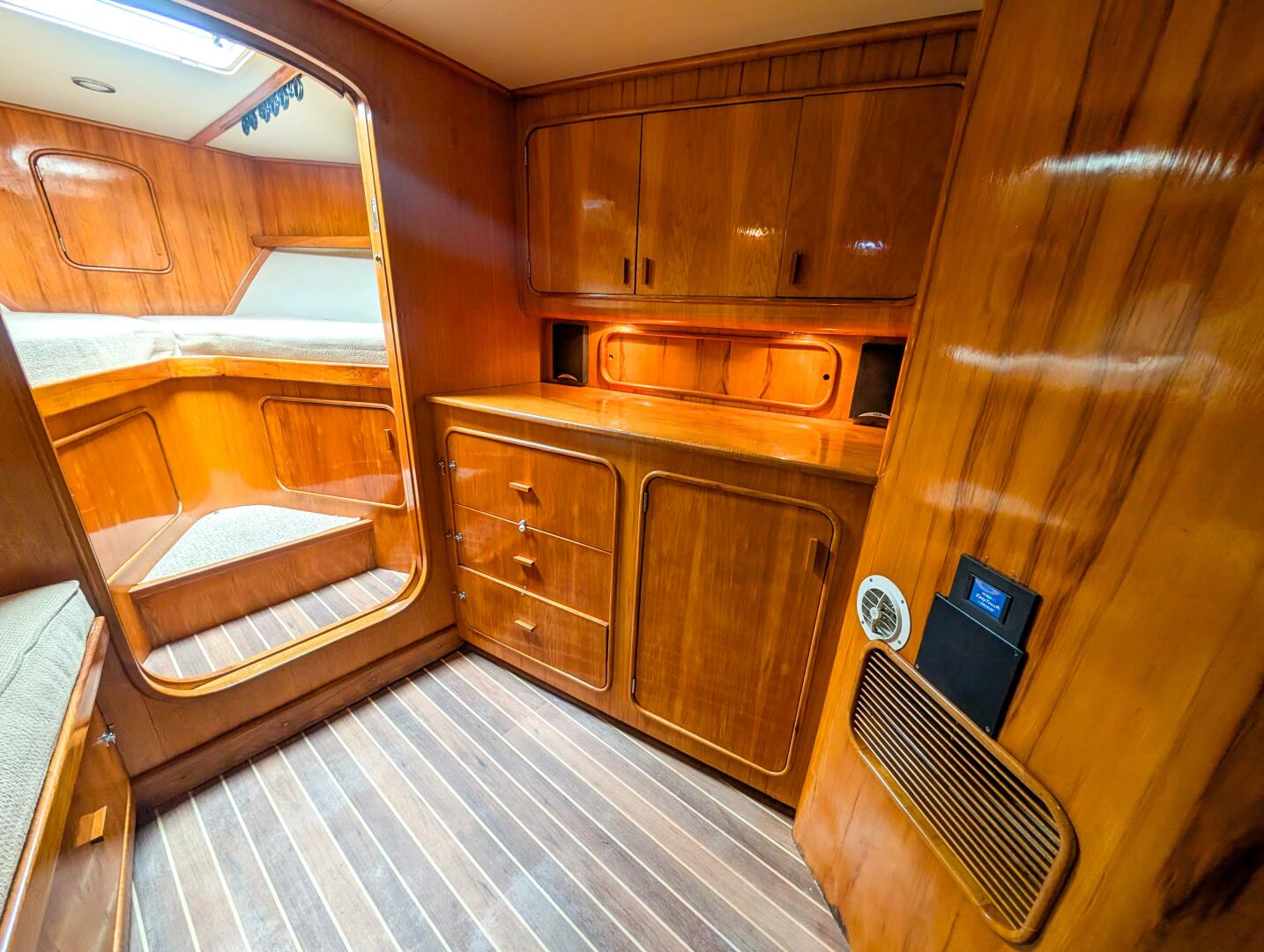 Tides-Custom Carolina Express 1999-SASSY GIRL Playa Flamingo, Guanacaste Province-Costa Rica-5983856 | Thumbnail