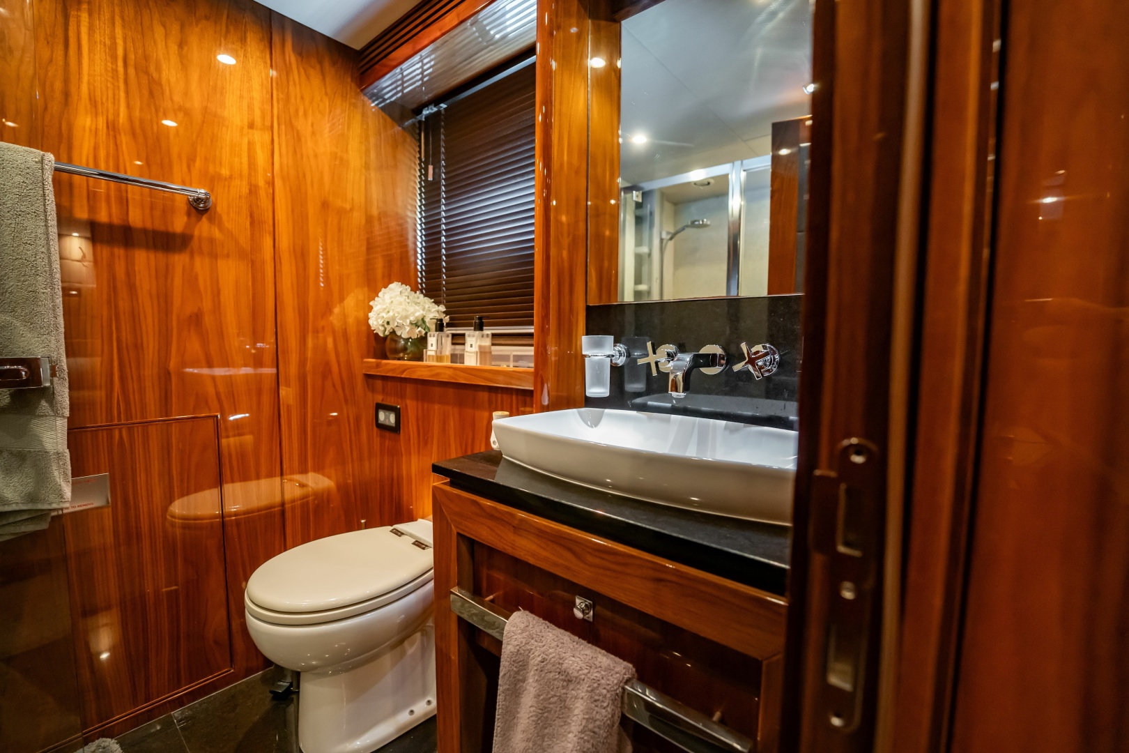 Sunseeker-34 Metre Yacht 2010-BLUE Golden Beach-Florida-United States-6010583 | Thumbnail