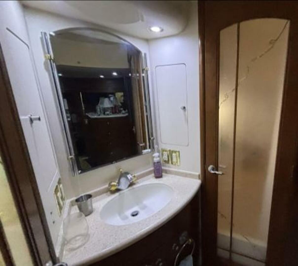 Carver-530 Voyager 1998-Moonstruck Charlestown-Massachusetts-United States-5984554