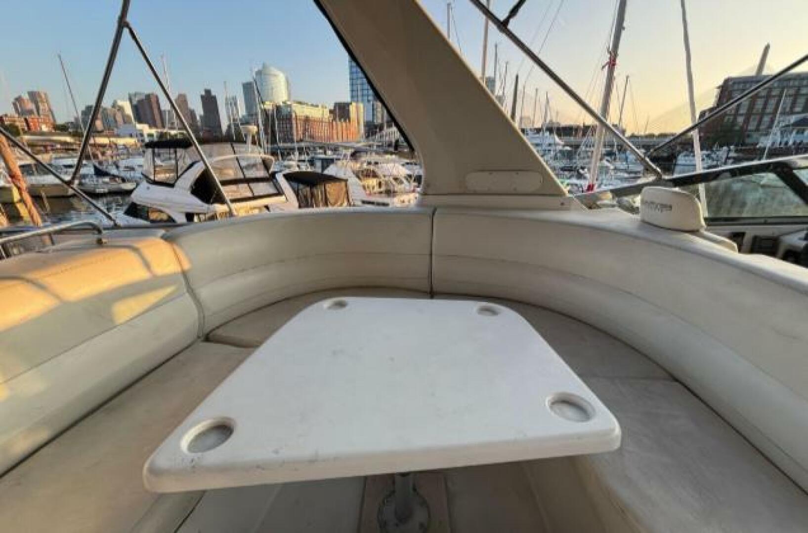 Carver-530 Voyager 1998-Moonstruck Charlestown-Massachusetts-United States-5984564 | Thumbnail
