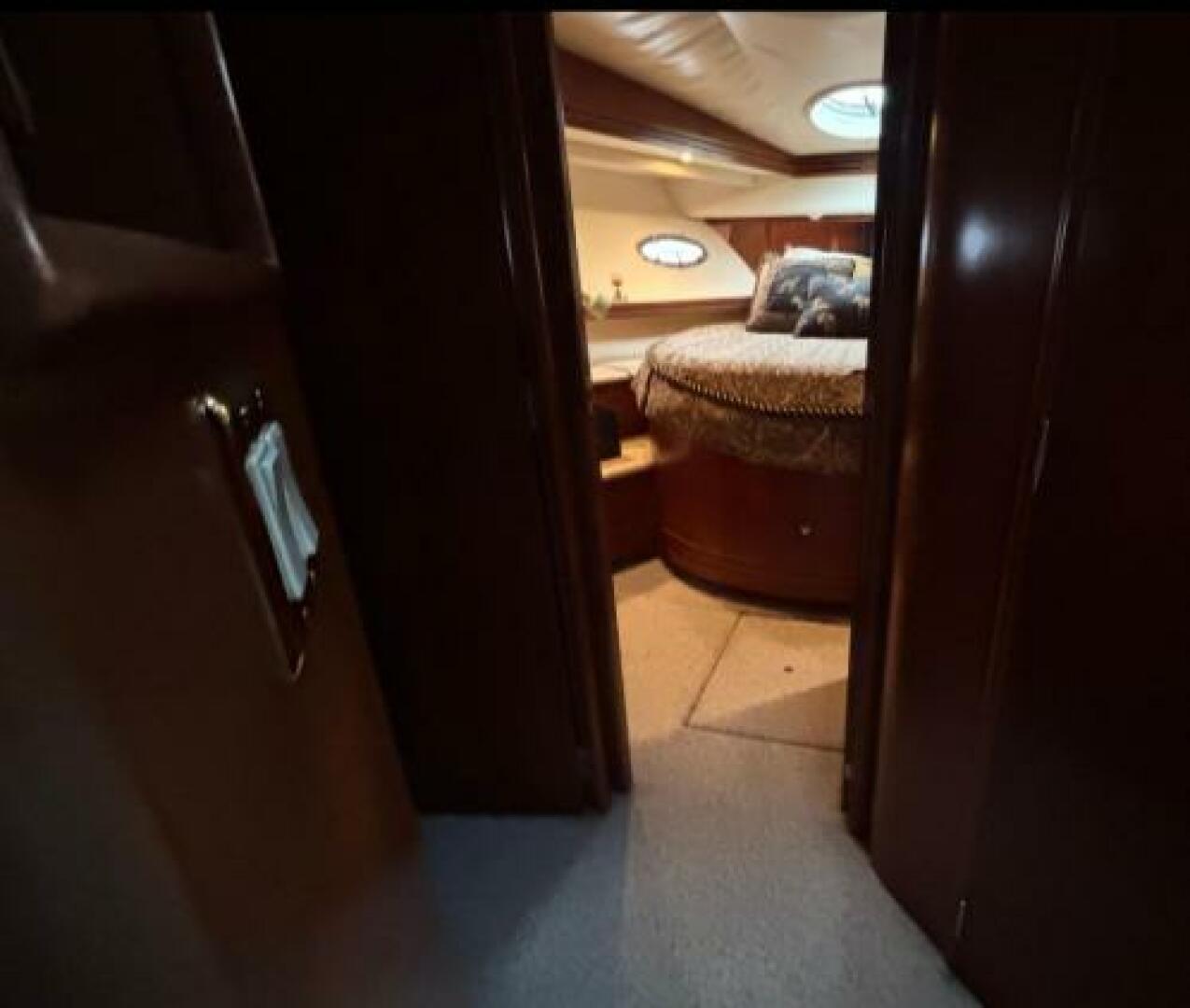 Carver-530 Voyager 1998-Moonstruck Charlestown-Massachusetts-United States-5984552 | Thumbnail