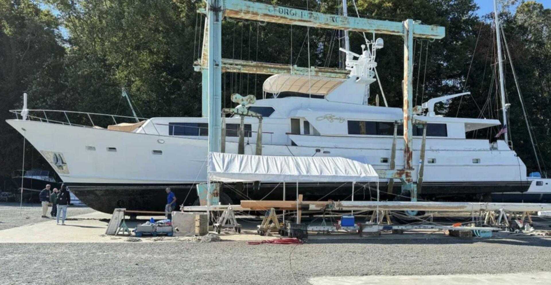Broward-Raised Pilothouse 1984-LIQUIDITY Edgewater-Maryland-United States-5986568 | Thumbnail
