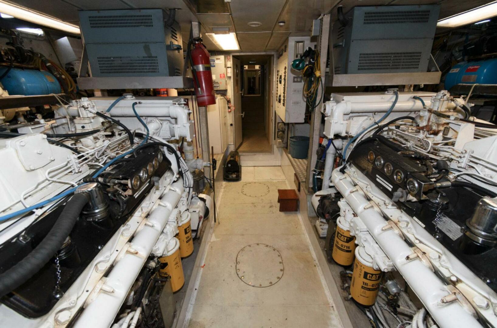 Broward-Raised Pilothouse 1984-LIQUIDITY Edgewater-Maryland-United States-5986538 | Thumbnail