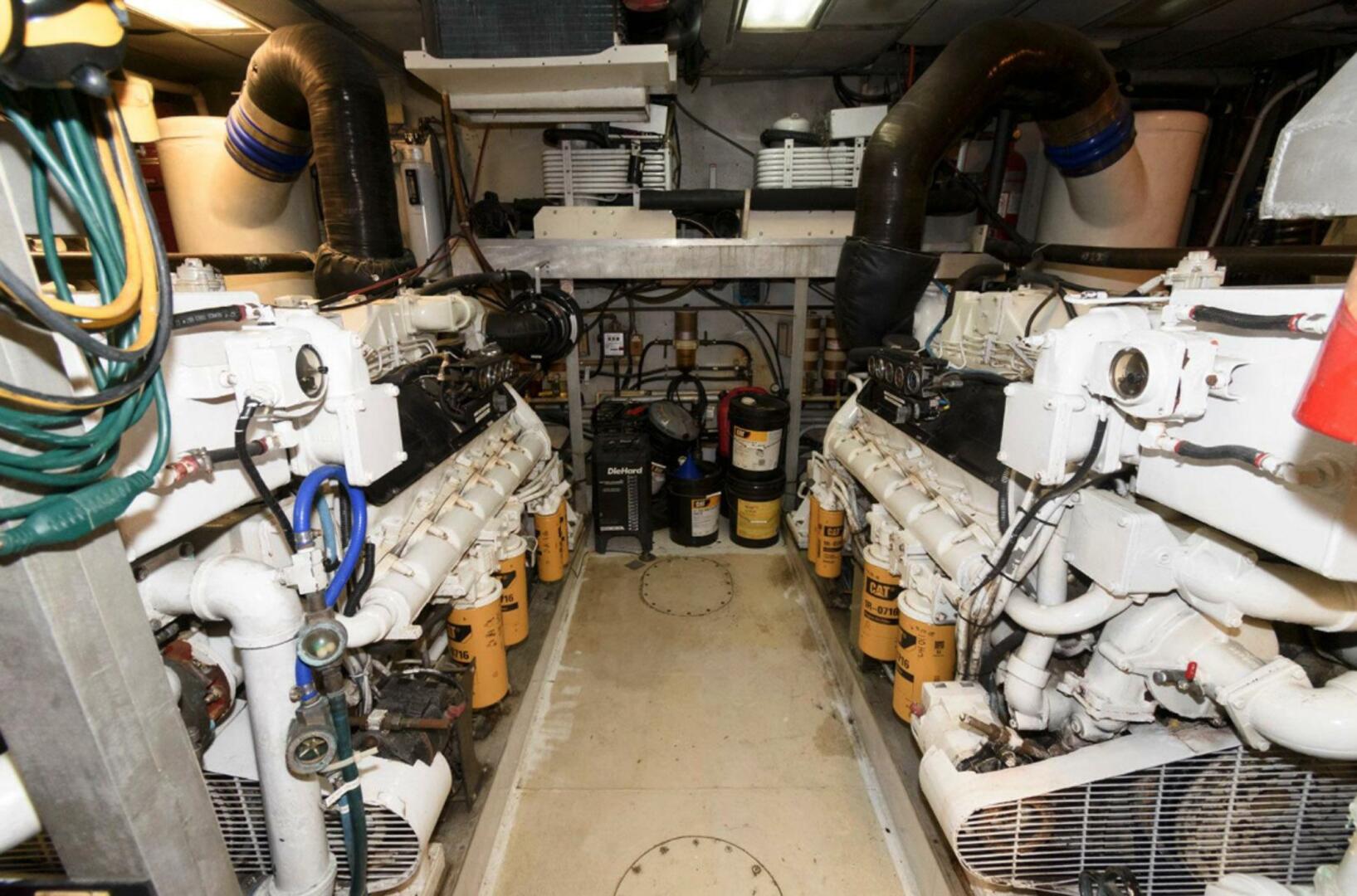 Broward-Raised Pilothouse 1984-LIQUIDITY Edgewater-Maryland-United States-5986536 | Thumbnail
