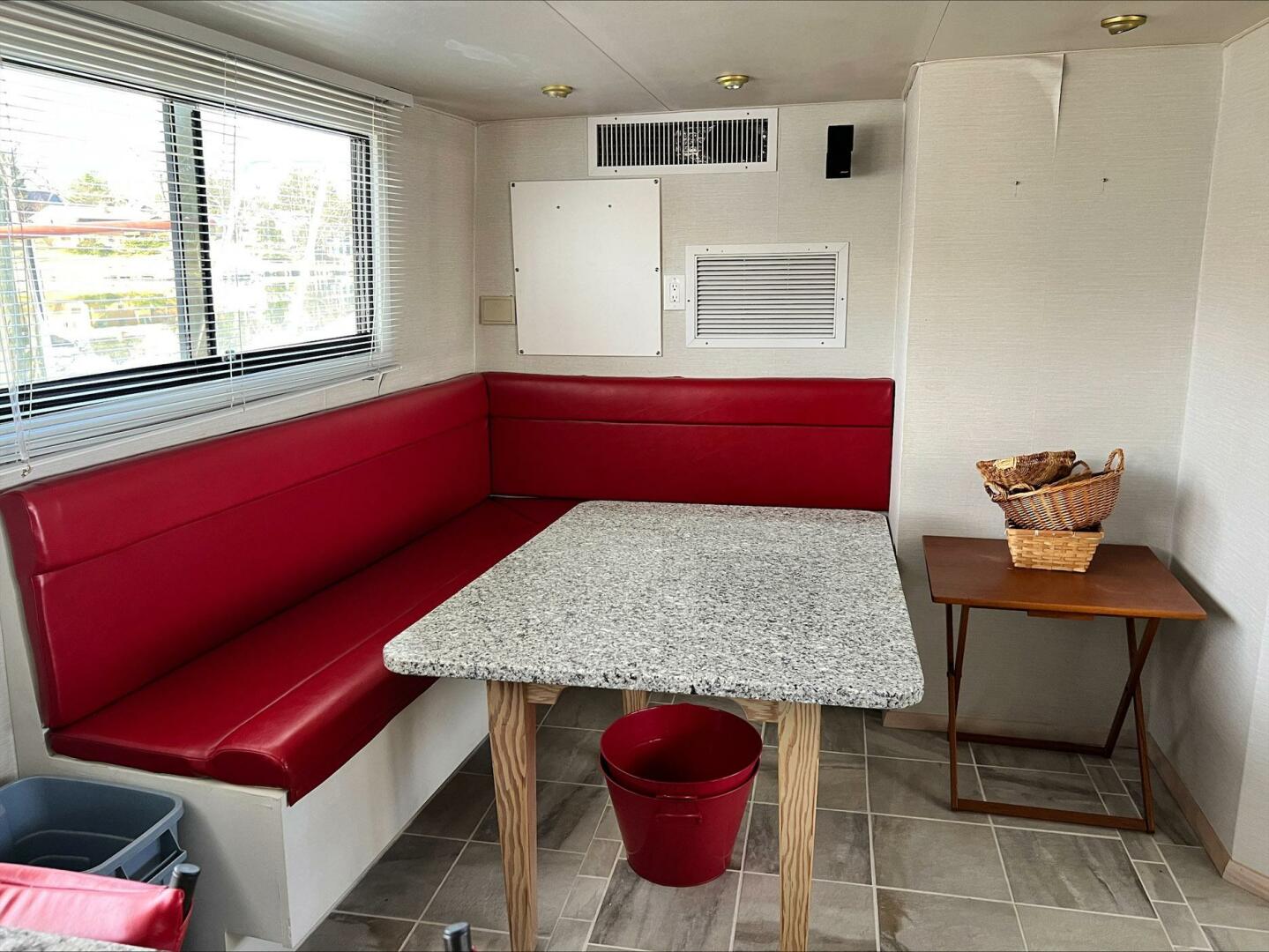 Broward-Raised Pilothouse 1984-LIQUIDITY Edgewater-Maryland-United States-5986509 | Thumbnail
