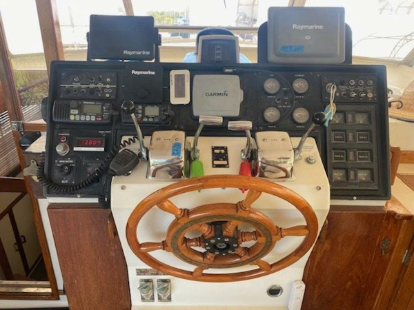 Chris-Craft-Commander Flush Deck 1972-Moonriver Port Charlotte-Florida-United States-5989289
