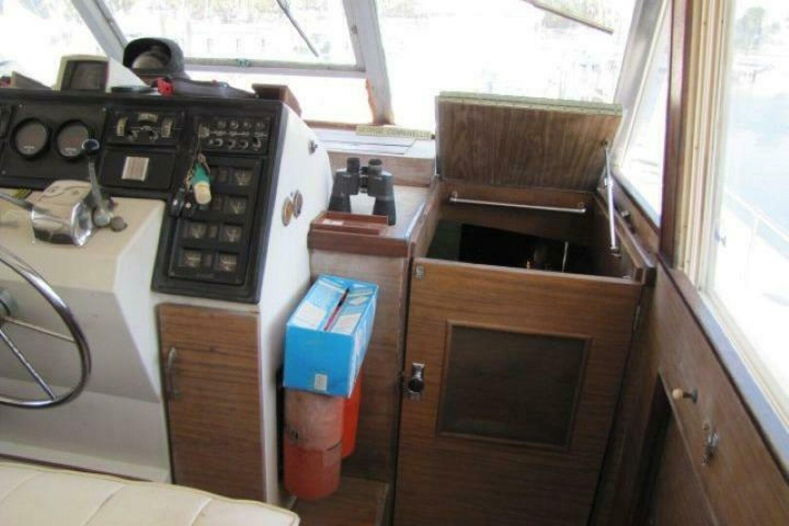Chris-Craft-55 Commander 1973-Life After land Ruskin-Florida-United States-5990740 | Thumbnail