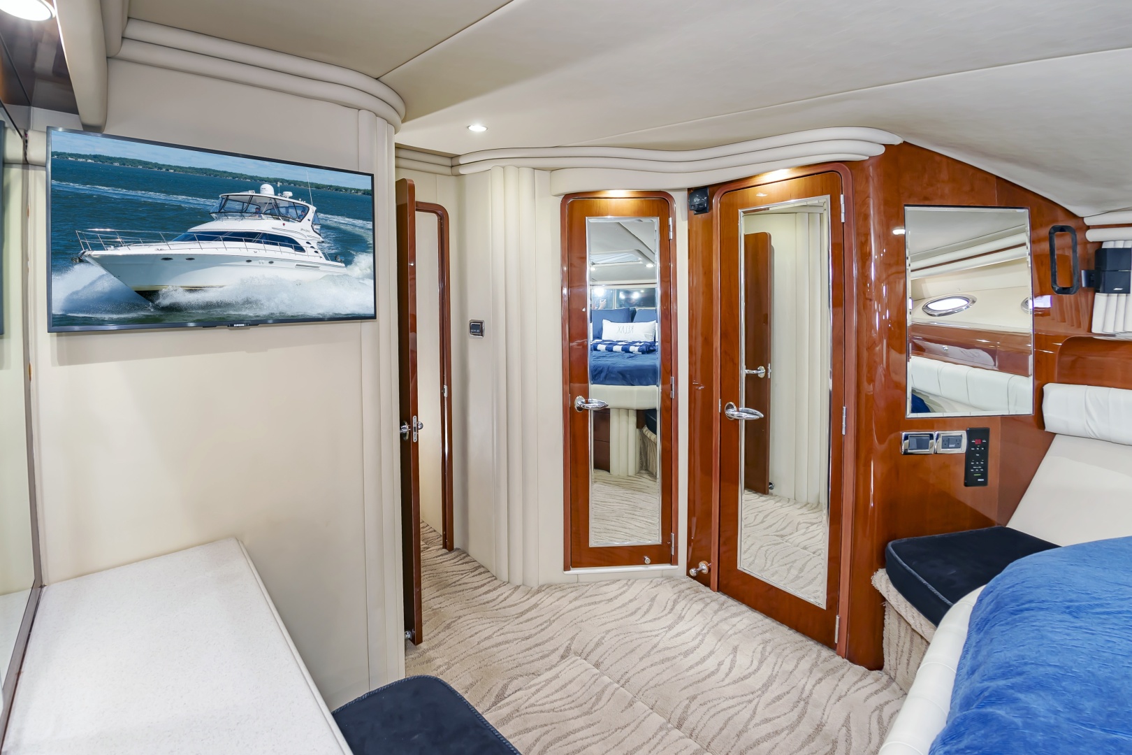 Sea Ray-560 Sedan Bridge 2002-4 Frogs Edgewater-Maryland-United States-58SeaRay560_039-6141732 | Thumbnail