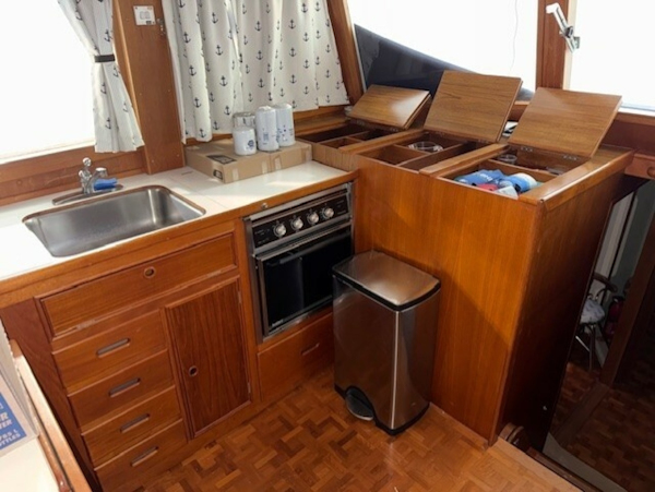 Grand Banks-Classic 1990-Spring House Branford-Connecticut-United States-Galley-6002424