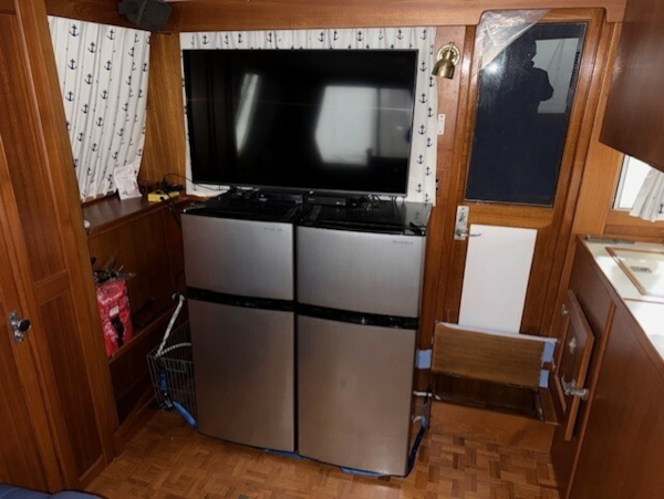 Grand Banks-Classic 1990-Spring House Branford-Connecticut-United States-refrigerators-6002447