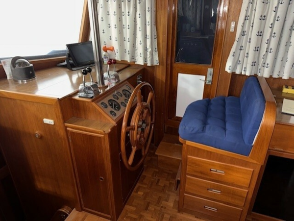 Grand Banks-Classic 1990-Spring House Branford-Connecticut-United States-lower helm-6002440