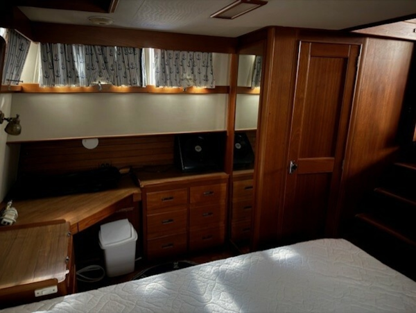 Grand Banks-Classic 1990-Spring House Branford-Connecticut-United States-Aft stateroom-6002390