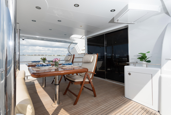 Horizon-Elegance 82 2007-RAYS Palm Beach-Florida-United States-Aft Deck-6019922