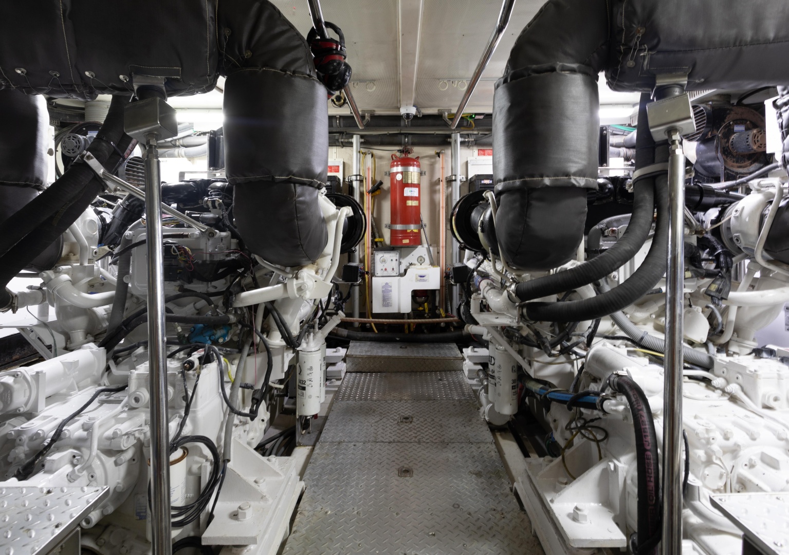 Horizon-Elegance 82 2007-RAYS Palm Beach-Florida-United States-Engine Room-6019925 | Thumbnail