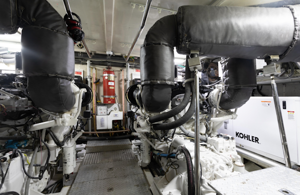 Horizon-Elegance 82 2007-RAYS Palm Beach-Florida-United States-Engine Room-6019926