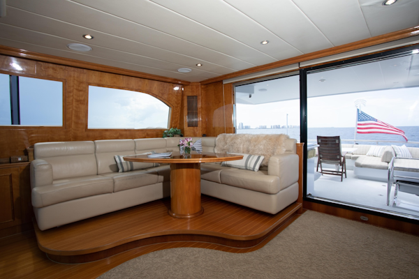 Horizon-Elegance 82 2007-RAYS Palm Beach-Florida-United States-Skylounge To Starboard-6019911