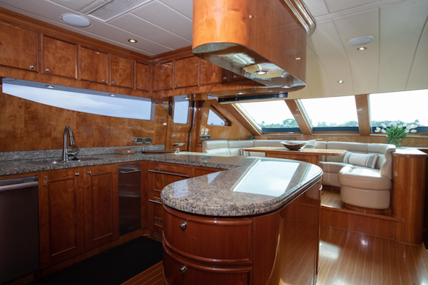 Horizon-Elegance 82 2007-RAYS Palm Beach-Florida-United States-Galley Looking Forward-6019892