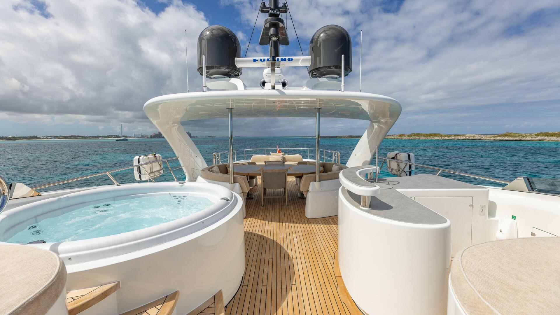 ISA-120 Sport 2017-BACK 9 AND A HALF Fort Lauderdale-Florida-United States-Sundeck Looking Aft -5995402 | Thumbnail