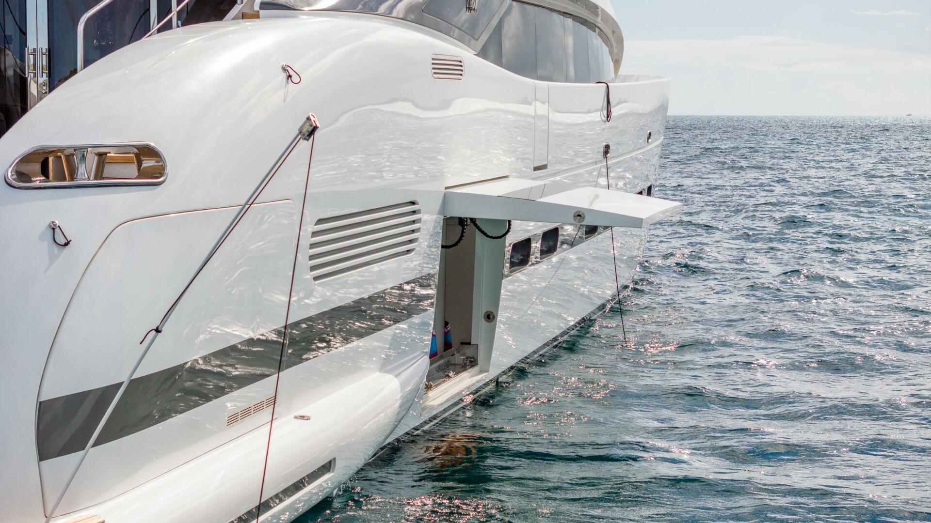 ISA-120 Sport 2017-BACK 9 AND A HALF Fort Lauderdale-Florida-United States-Tender Launch -5995413 | Thumbnail
