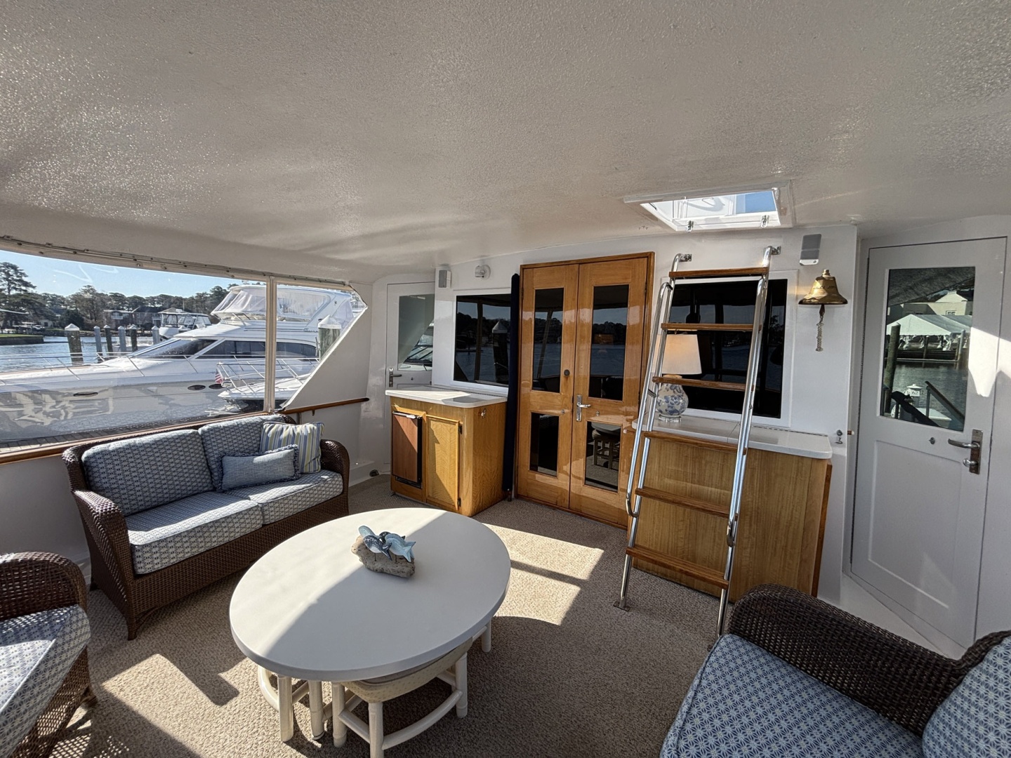 Hatteras-Motor Yacht 1979-Miles Away Virginia Beach-Virginia-United States-5998541 | Thumbnail