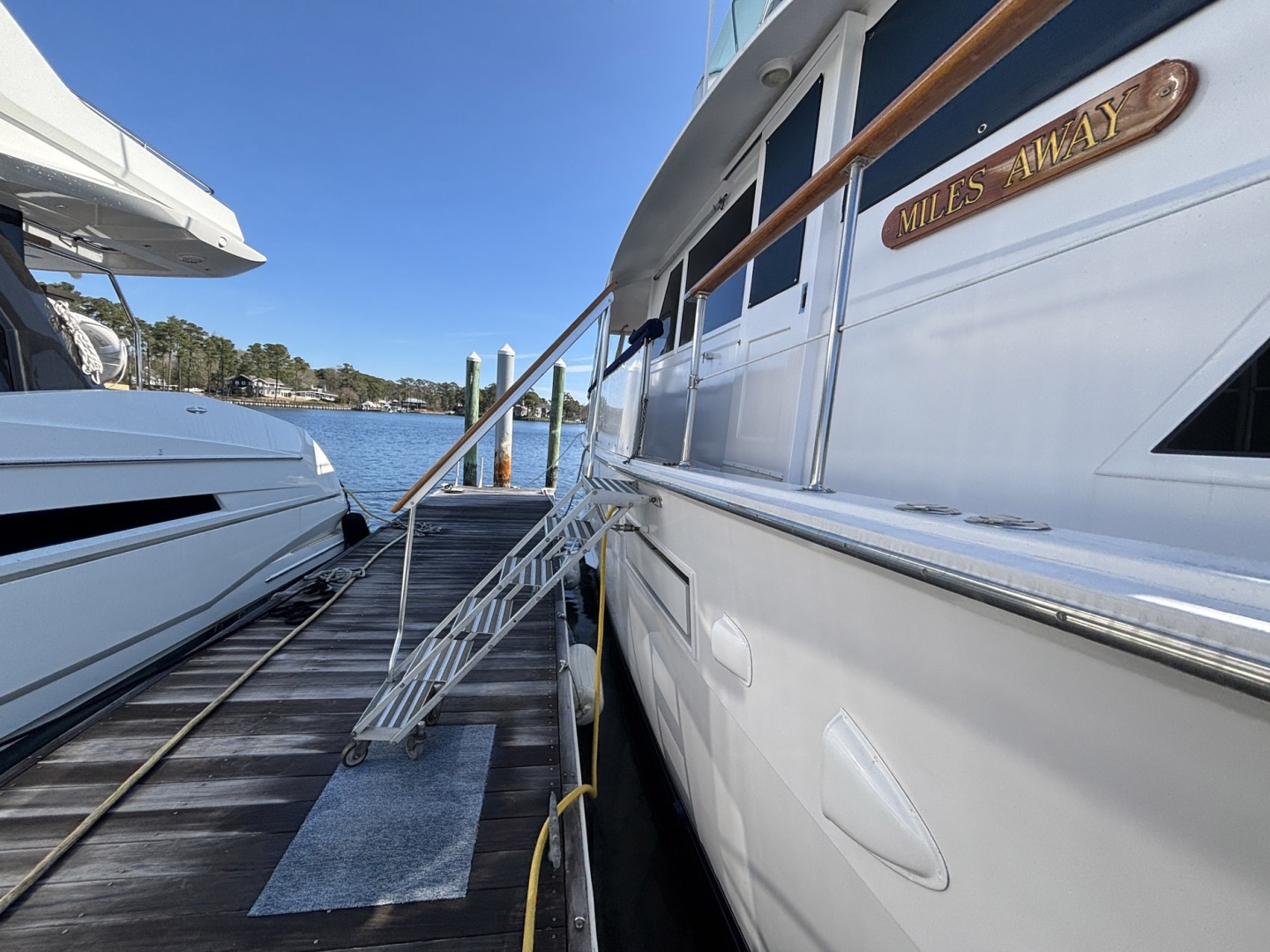 Hatteras-Motor Yacht 1979-Miles Away Virginia Beach-Virginia-United States-5998600 | Thumbnail