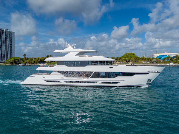 Hargrave-E Series 2026-RESONANCE Fort Lauderdale-Florida-United States-6044965
