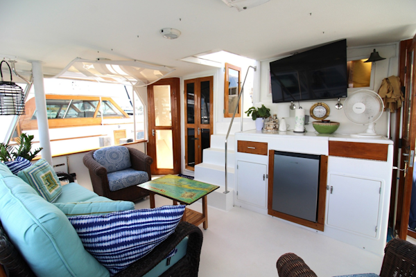 Jefferson-52 Rivanna Cockpit MY 1995-Miss Cristina Longboat Key-Florida-United States-5999566