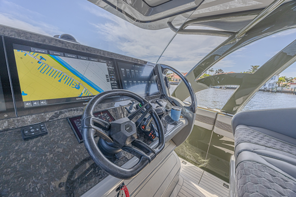 Midnight Express-52 Vitesse 2025 -Deerfield Beach-Florida-United States-6055372