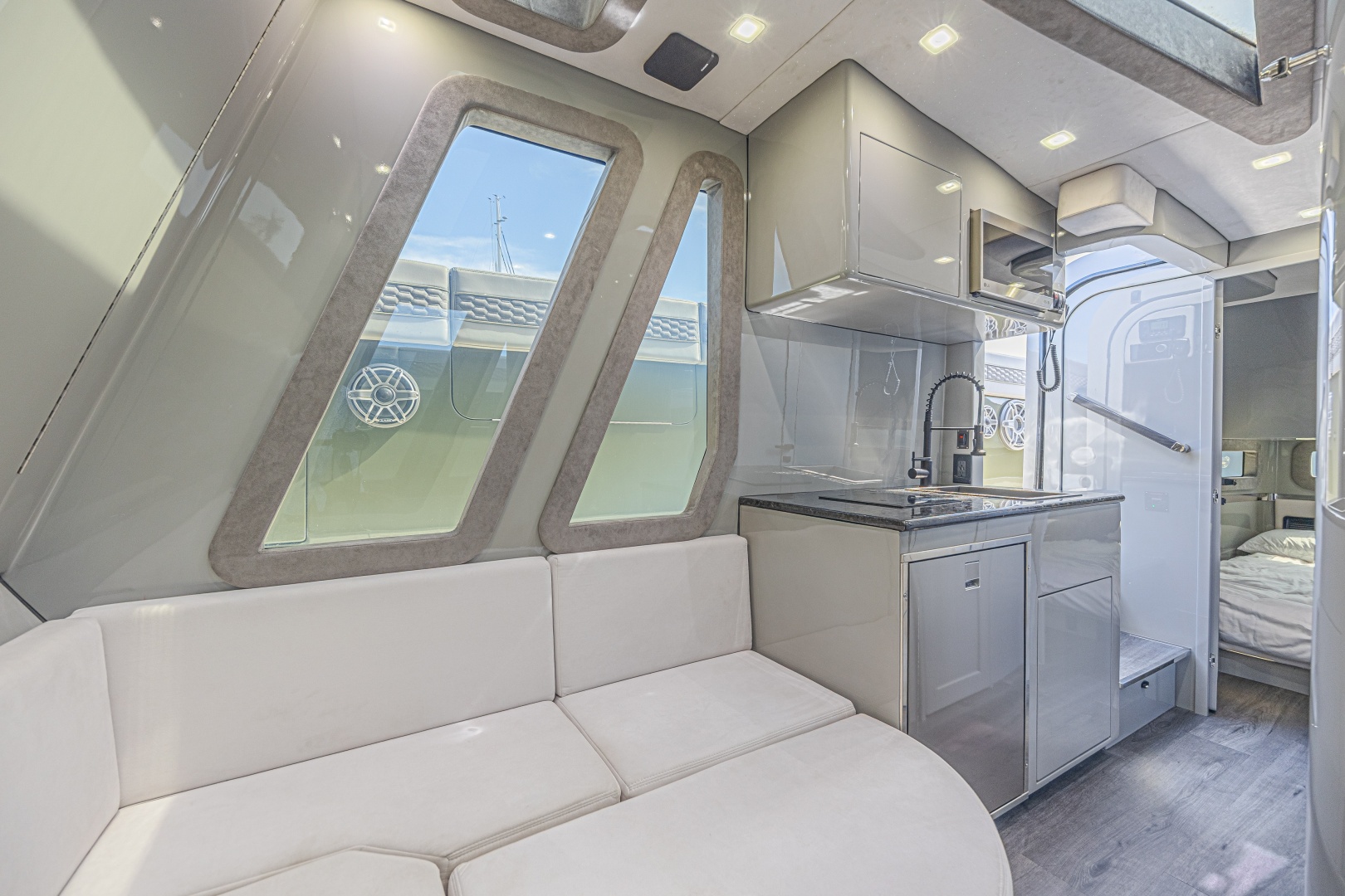 Midnight Express-52 Vitesse 2025 -Deerfield Beach-Florida-United States-6055391 | Thumbnail
