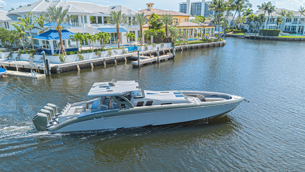Midnight Express-52 Vitesse 2025 -Deerfield Beach-Florida-United States-6055369