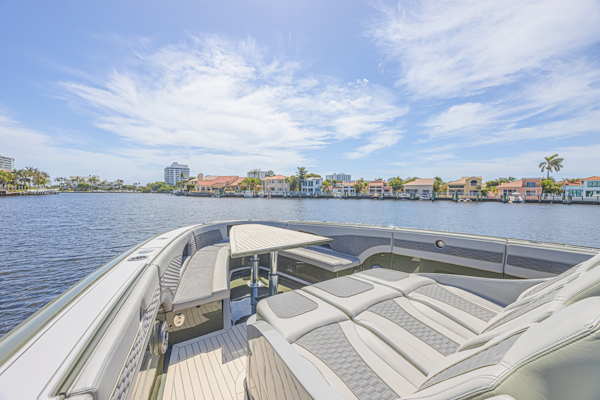 Midnight Express-52 Vitesse 2025 -Deerfield Beach-Florida-United States-6055382
