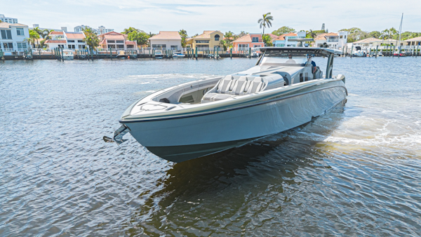 Midnight Express-52 Vitesse 2025 -Deerfield Beach-Florida-United States-6055366