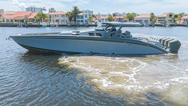 Midnight Express-52 Vitesse 2025 -Deerfield Beach-Florida-United States-6055364