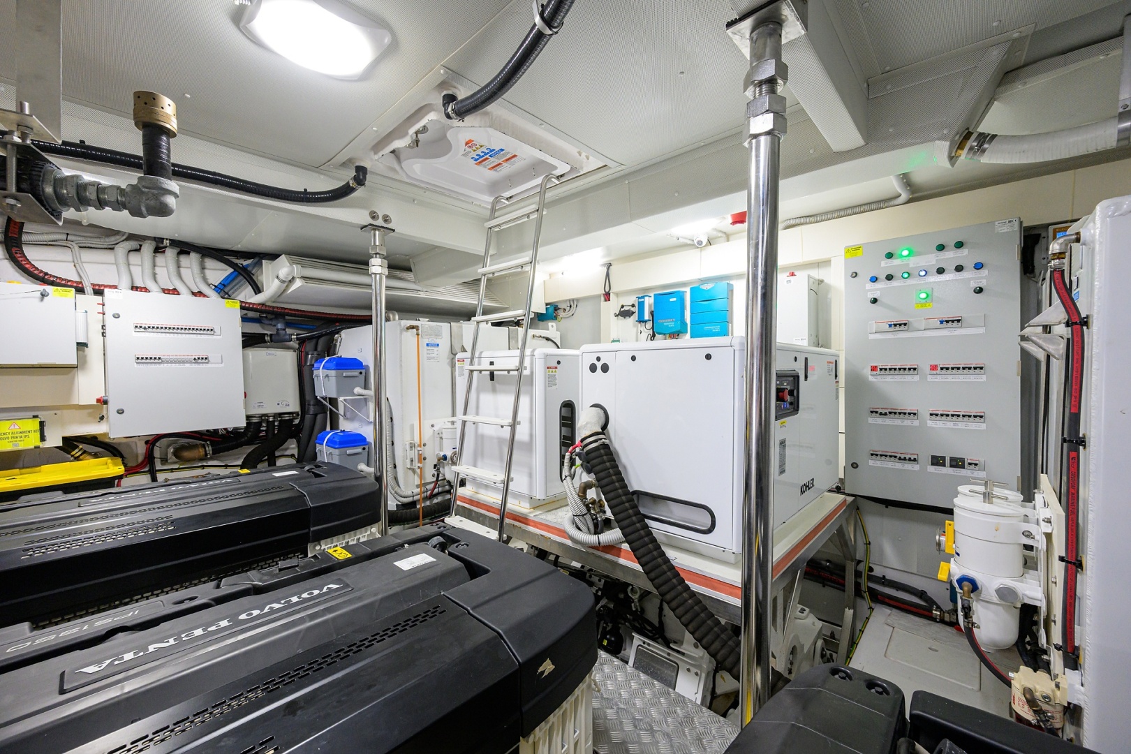 Azimut-Fly 78 2024-DT78 Aventura-Florida-United States-Azimut 78  DT78  Engine Room-6001851 | Thumbnail