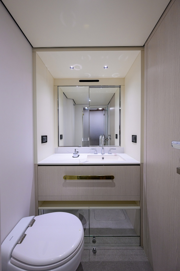 Azimut-Fly 78 2024-DT78 Aventura-Florida-United States-Azimut 78  DT78  Guest Head-6001968