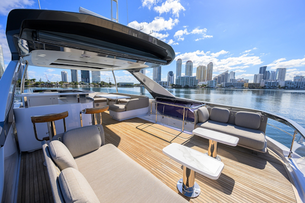 Azimut-Fly 78 2024-DT78 Aventura-Florida-United States-Azimut 78  DT78  Flybridge Aft Deck-6001858