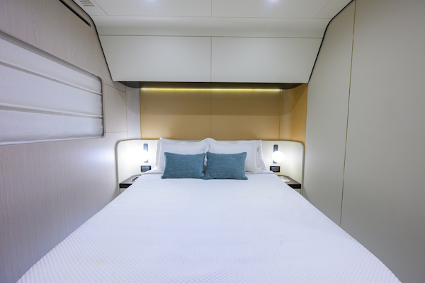 Azimut-Fly 78 2024-DT78 Aventura-Florida-United States-Azimut 78  DT78  Guest Stateroom-6001961