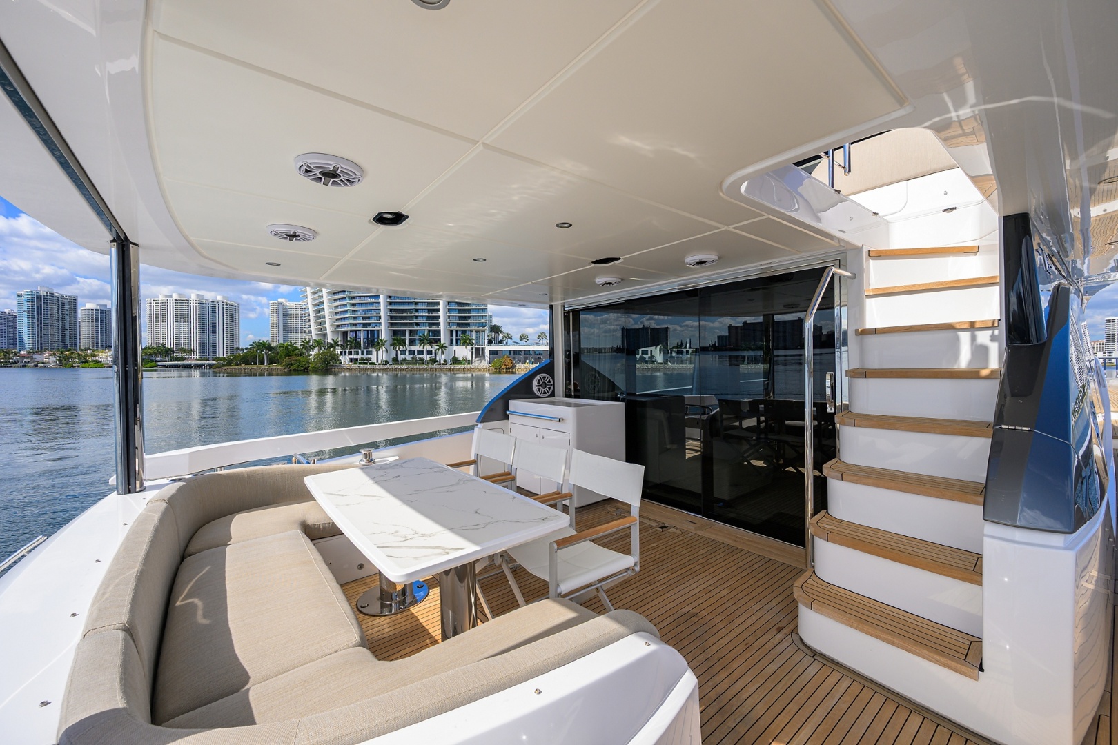 Azimut-Fly 78 2024-DT78 Aventura-Florida-United States-Azimut 78  DT78  Aft Deck-6001812 | Thumbnail