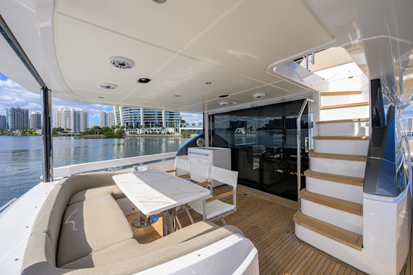 Azimut-Fly 78 2024-DT78 Aventura-Florida-United States-Azimut 78  DT78  Aft Deck-6001812