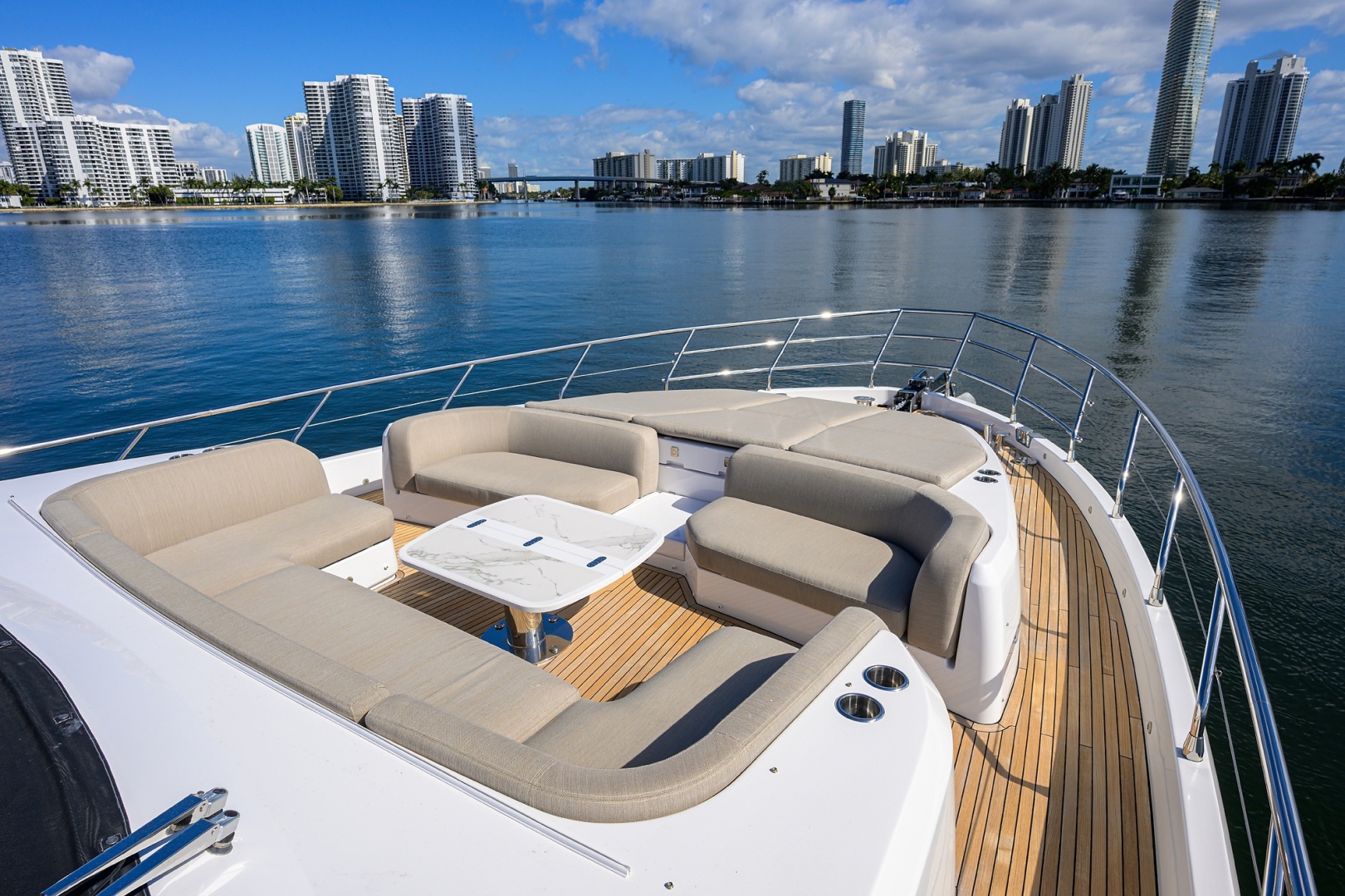 Azimut-Fly 78 2024-DT78 Aventura-Florida-United States-Azimut 78  DT78  Bow Seating-6001818 | Thumbnail