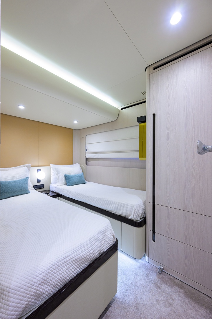 Azimut-Fly 78 2024-DT78 Aventura-Florida-United States-Azimut 78  DT78  Guest Stateroom-6001918 | Thumbnail