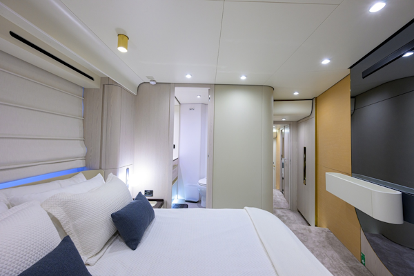 Azimut-Fly 78 2024-DT78 Aventura-Florida-United States-Azimut 78  DT78  Forward Stateroom-6001883