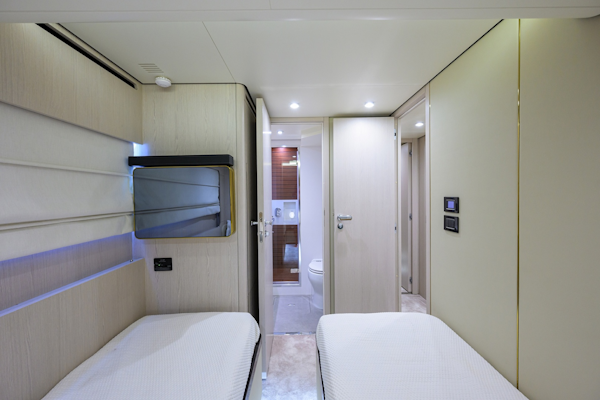 Azimut-Fly 78 2024-DT78 Aventura-Florida-United States-Azimut 78  DT78  Guest Stateroom-6001921