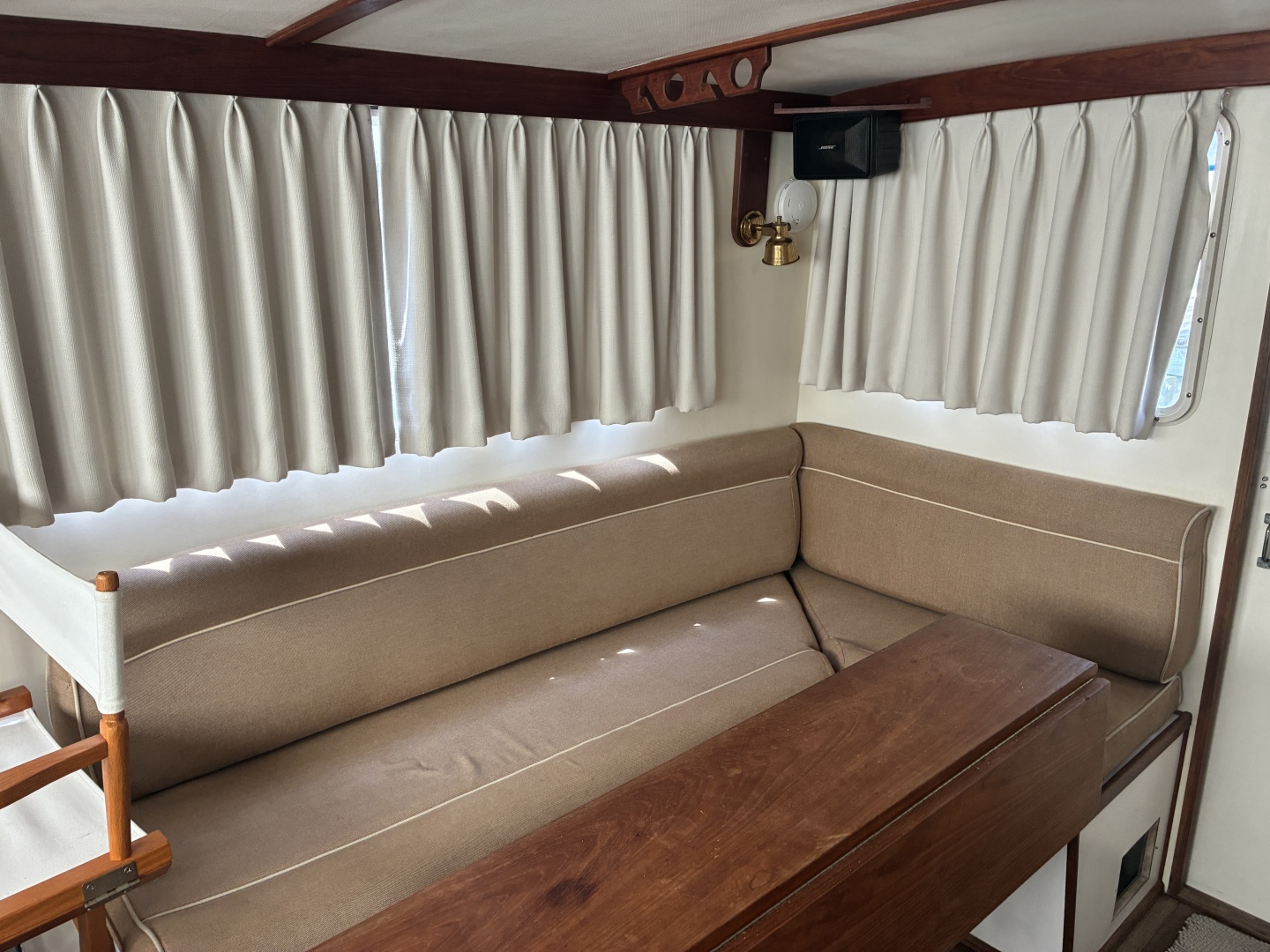 Duffy-35 Flybridge 1989-Kreweboat Bay St. Louis-Mississippi-United States-1989 Duffy 35 Flybridge  Curtains-6009559 | Thumbnail