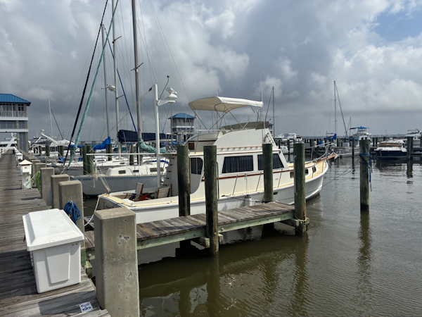 Duffy-35 Flybridge 1989-Kreweboat Bay St. Louis-Mississippi-United States-1989 Duffy 35 Flybridge  Starboard-6009555