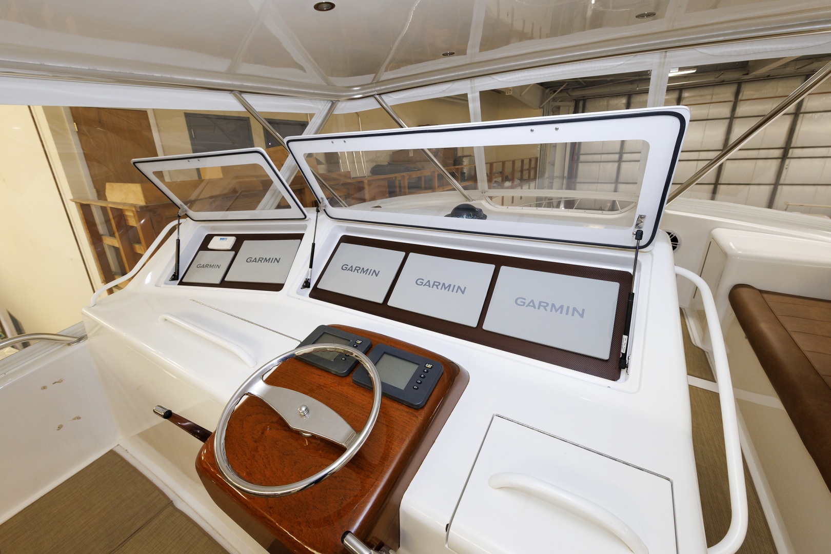 Viking-61 Convertible 2005-YOLO Westbrook-Connecticut-United States-Viking 61 YOLO  Helm-6006826 | Thumbnail