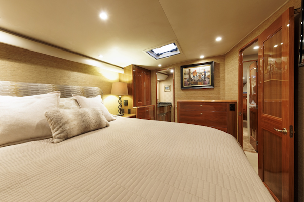 Viking-61 Convertible 2005-YOLO Westbrook-Connecticut-United States-Viking 61 YOLO  Master Stateroom-6006633
